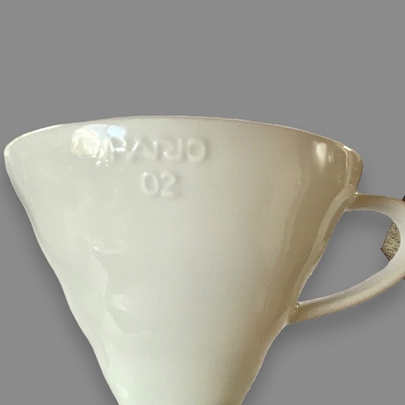 HARIO V60 COFFEE CERAMIC DRIPPER White Made in Japan - Picture 8 of 15